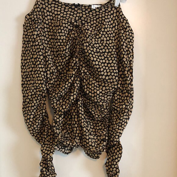 Banana Republic - Picture 1 of 5